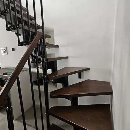 Berry's House Altare