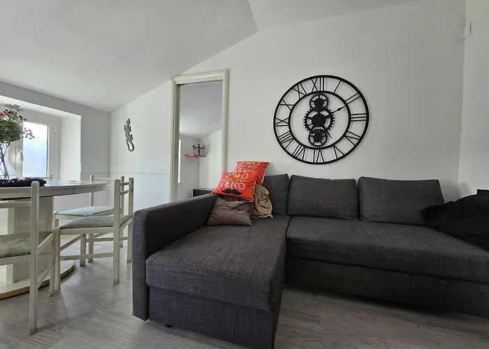 Berry's House Semesterbostad Altare