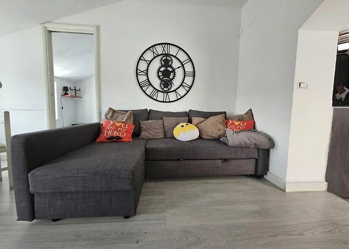 Berry's House * Altare