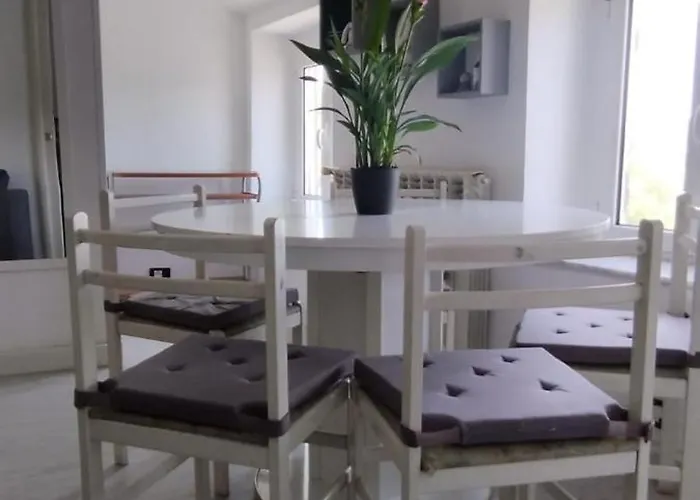 Berry's House Semesterbostad Altare